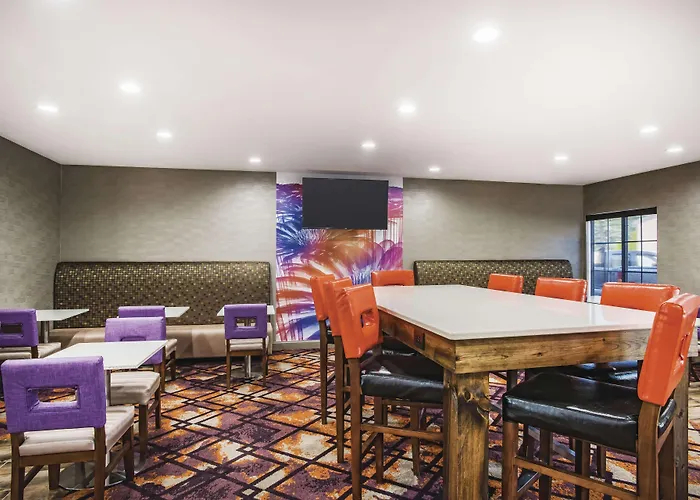 La Quinta By Wyndham Chambersburg