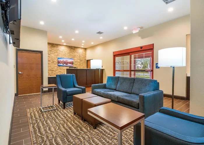 Comfort Inn & Suites Harrisburg - Hershey West